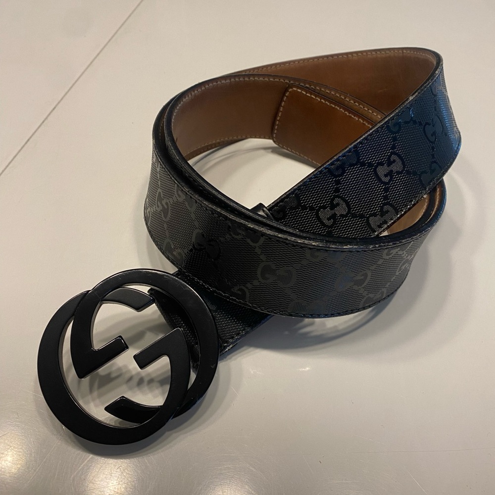 COPY - Gucci monogram Interlock buckle